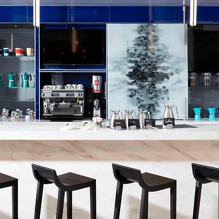 Le Meridien Chicago - Oakbrook Center