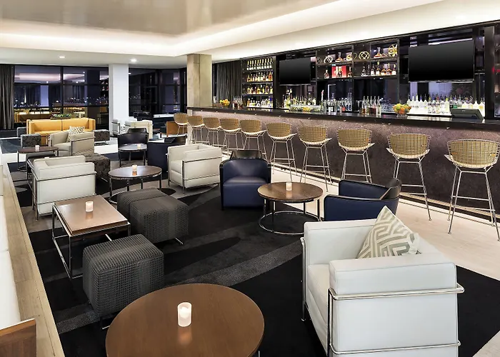 Le Meridien Chicago - Oakbrook Center